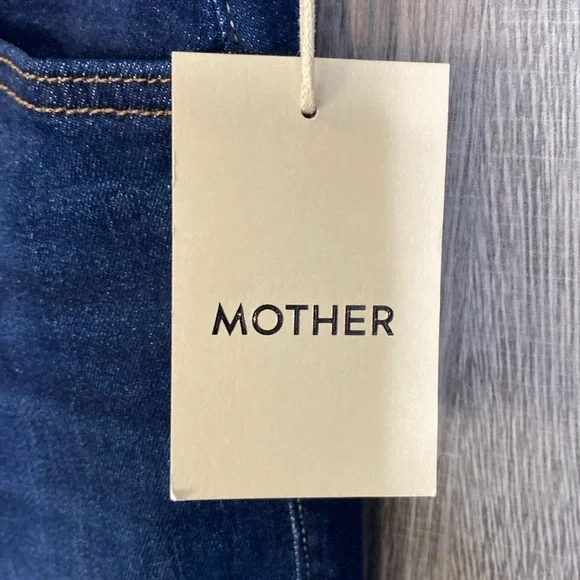 NWT MOTHER The Insider Crop Step Fray Jean in Off Limits - Picture 6 of 16
